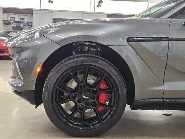 2022 Aston Martin DBX - Image 7 of 20