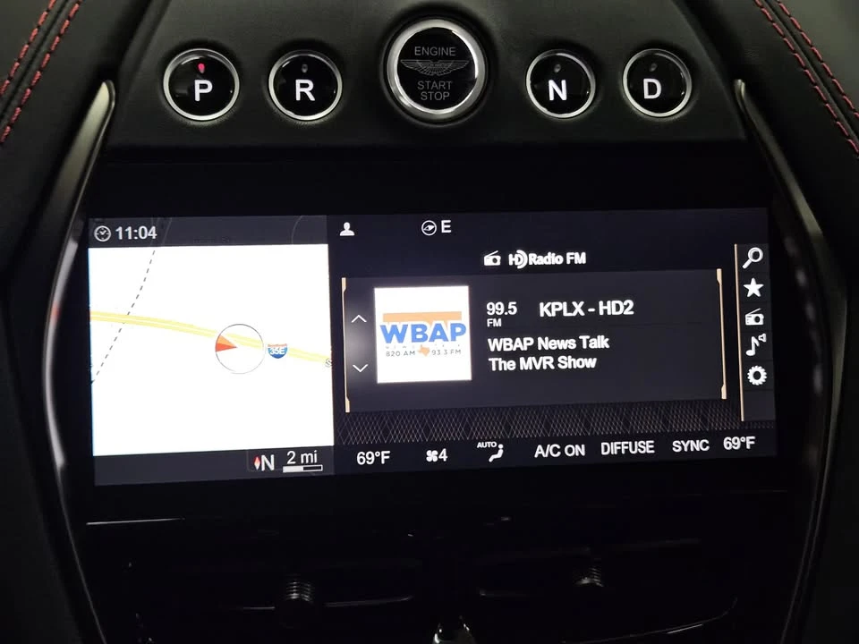 2022 Aston Martin DBX - Image 9 of 20