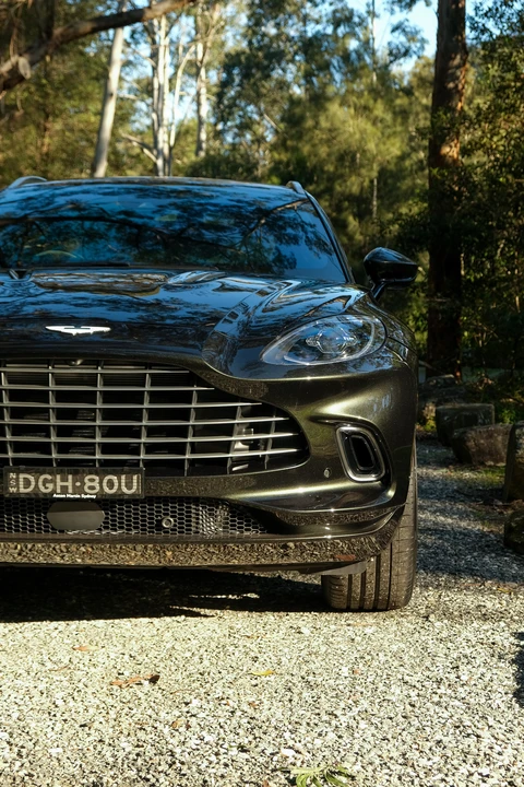 2022 Aston Martin DBX - Image 22 of 31