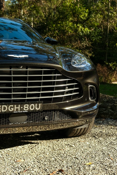 2022 Aston Martin DBX - Image 23 of 31