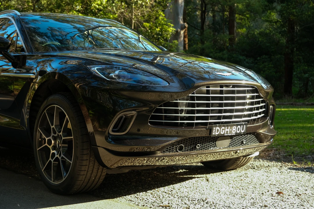 2022 Aston Martin DBX - Image 24 of 31