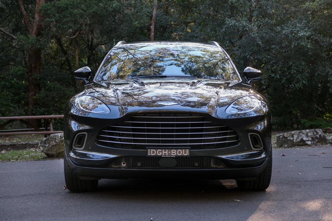 2022 Aston Martin DBX - Image 2 of 31
