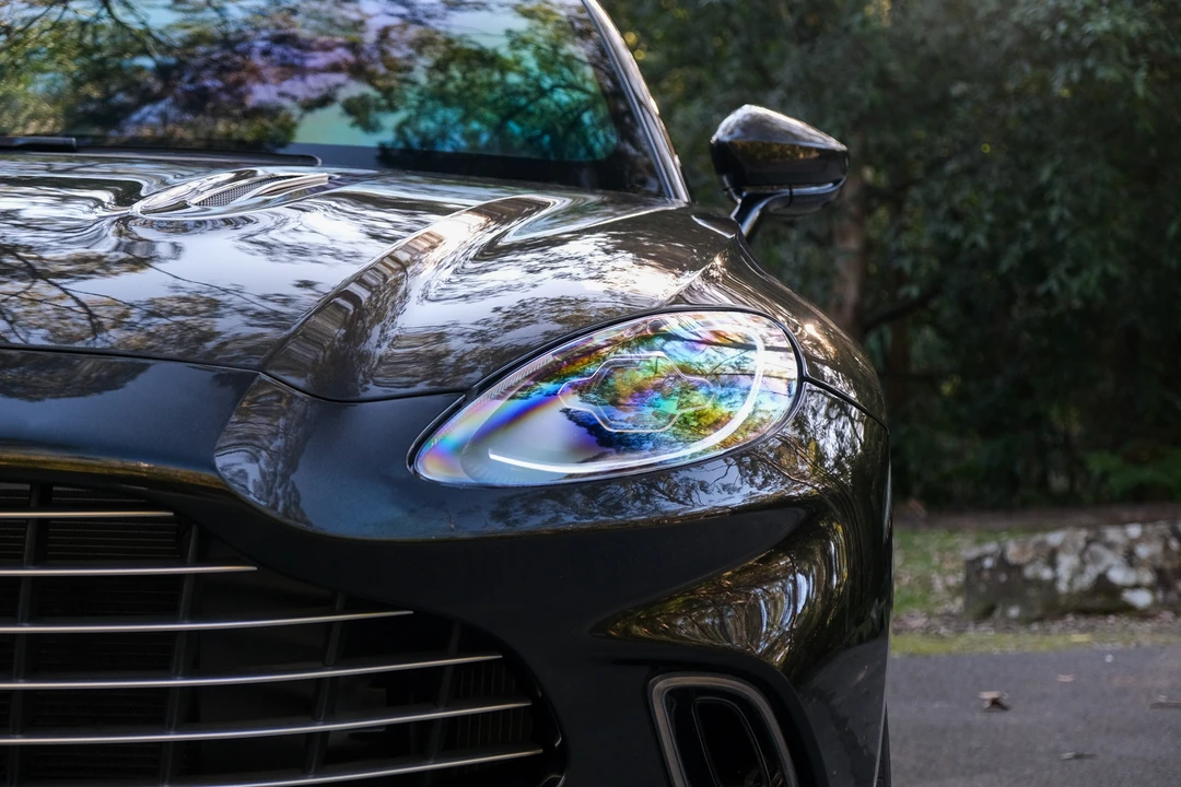 2022 Aston Martin DBX - Image 19 of 31