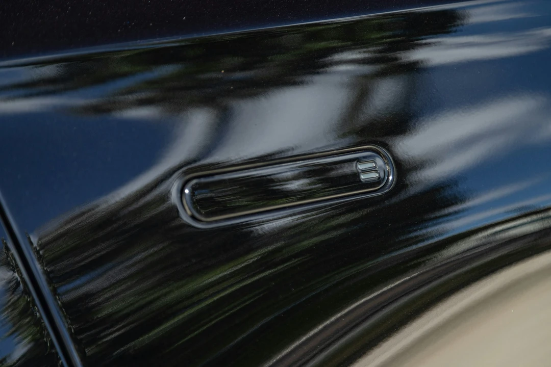 2022 Aston Martin DBX - Image 13 of 21