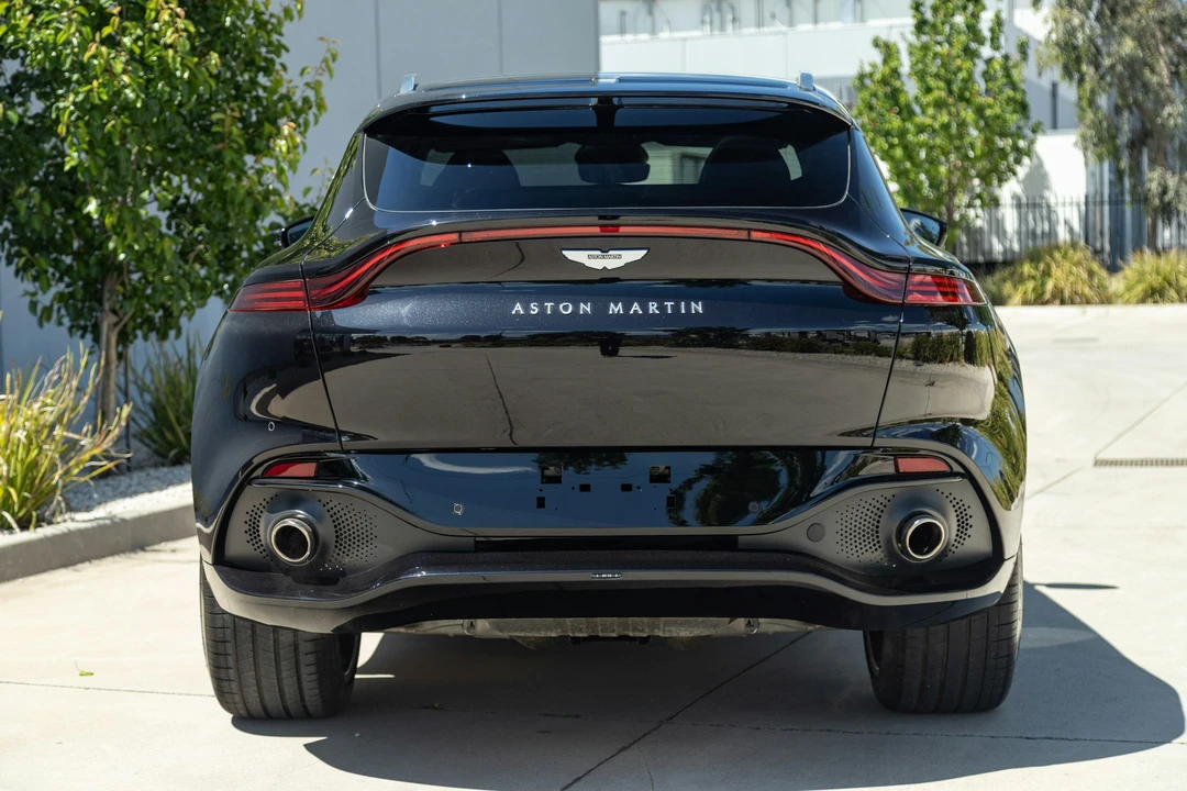 2022 Aston Martin DBX - Image 6 of 21