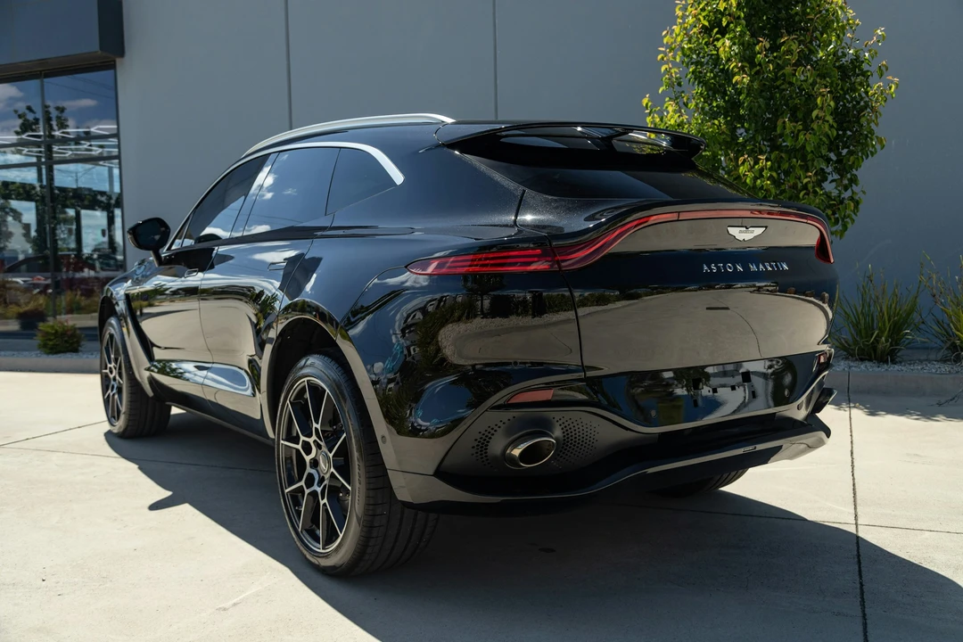 2022 Aston Martin DBX - Image 5 of 21