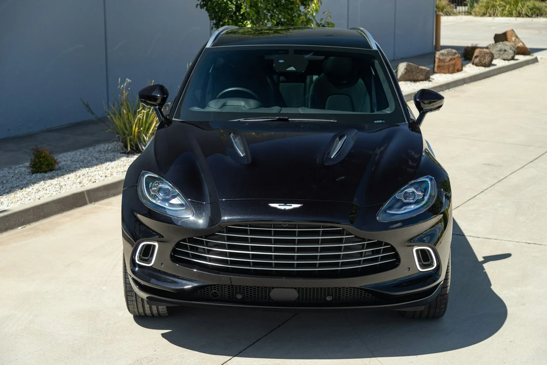2022 Aston Martin DBX - Image 10 of 21