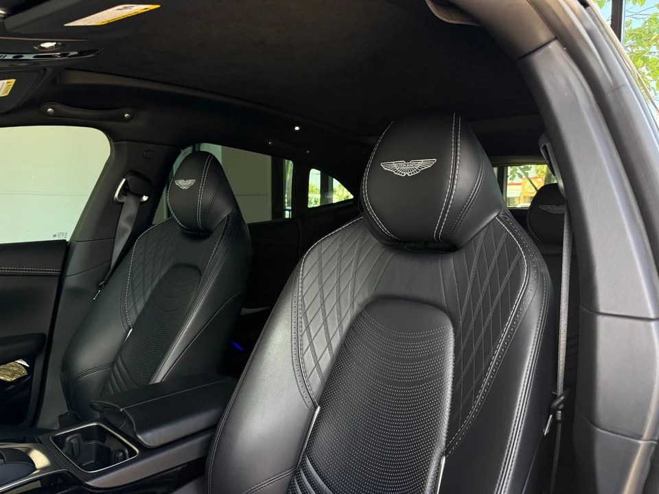 2022 Aston Martin DBX - Image 23 of 31