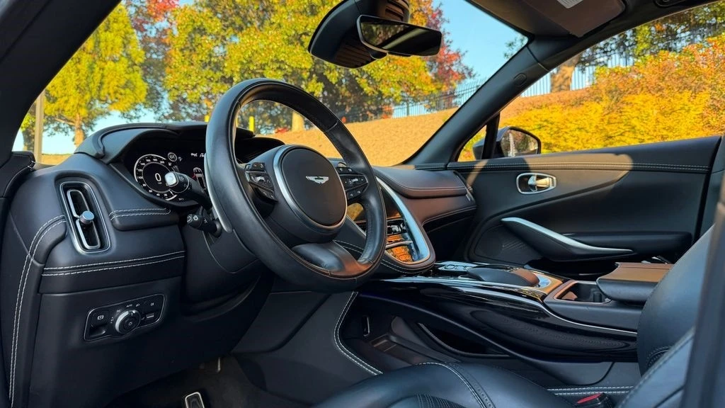 2022 Aston Martin DBX - Image 3 of 21