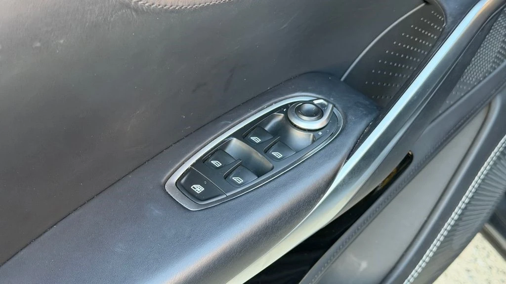 2022 Aston Martin DBX - Image 19 of 21