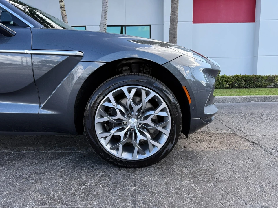 2022 Aston Martin DBX - Image 3 of 21