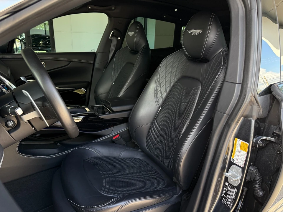 2022 Aston Martin DBX - Image 22 of 31