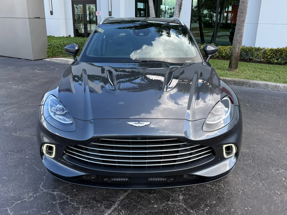 2022 Aston Martin DBX - Image 7 of 21
