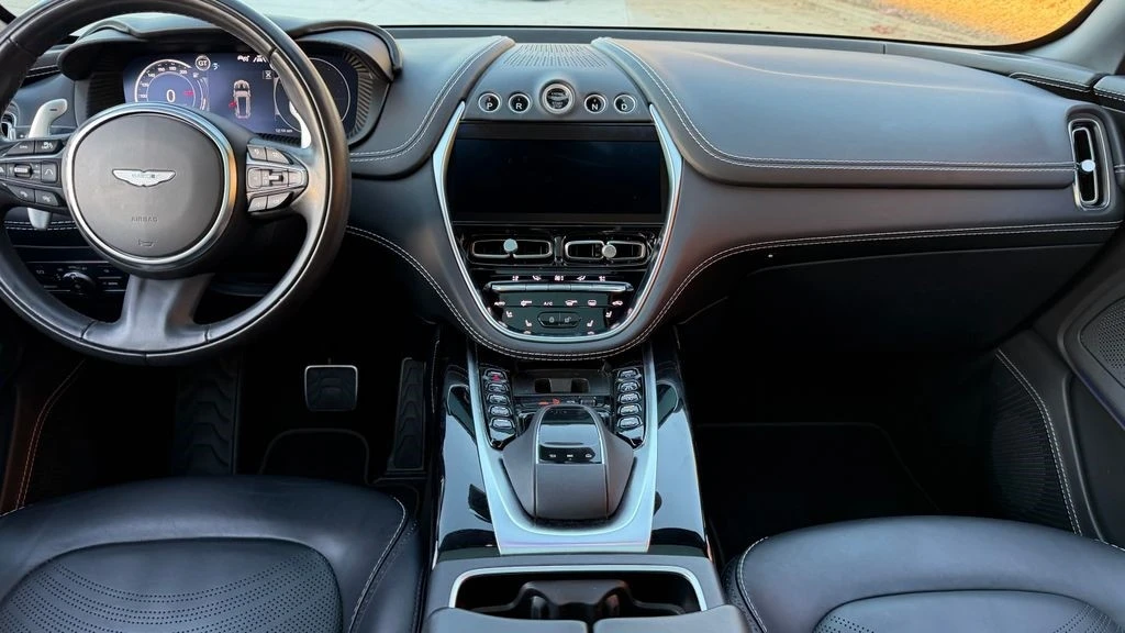 2022 Aston Martin DBX - Image 13 of 21