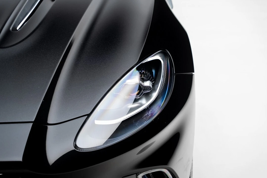 2022 Aston Martin DBX - Image 10 of 12