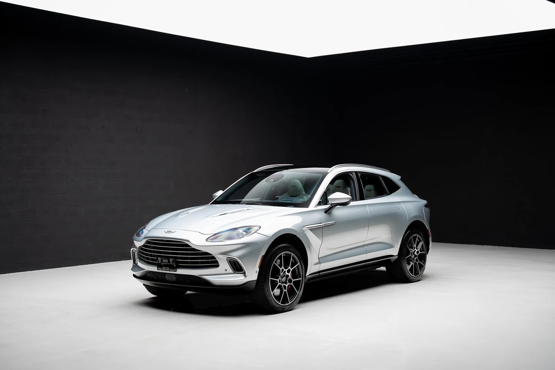 2022 Aston Martin DBX - Image 4 of 12