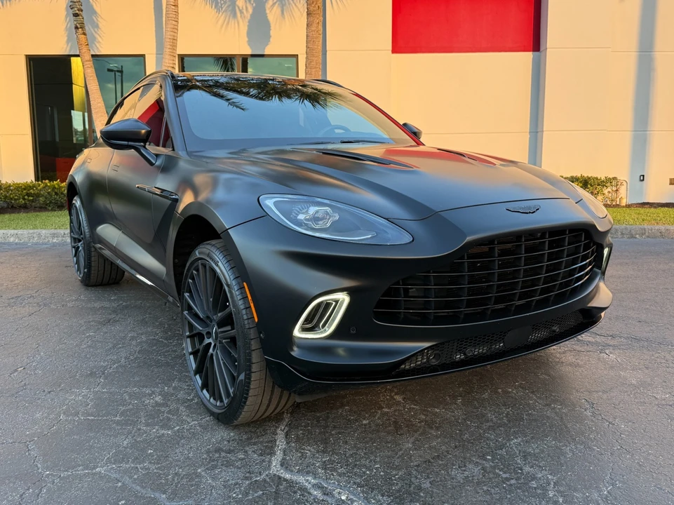2022 Aston Martin DBX - Image 7 of 21