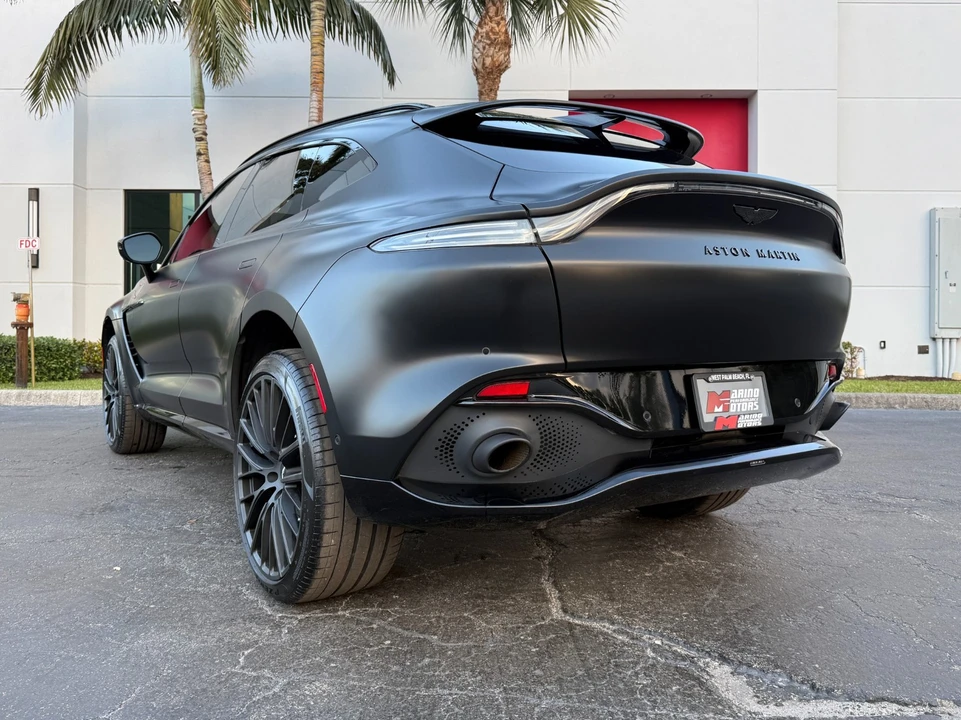 2022 Aston Martin DBX - Image 16 of 21