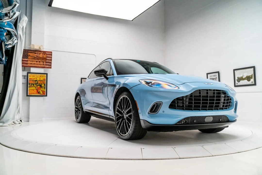 2022 Aston Martin DBX - Image 24 of 31