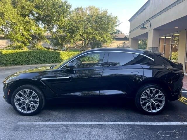 2022 Aston Martin DBX - Image 9 of 12