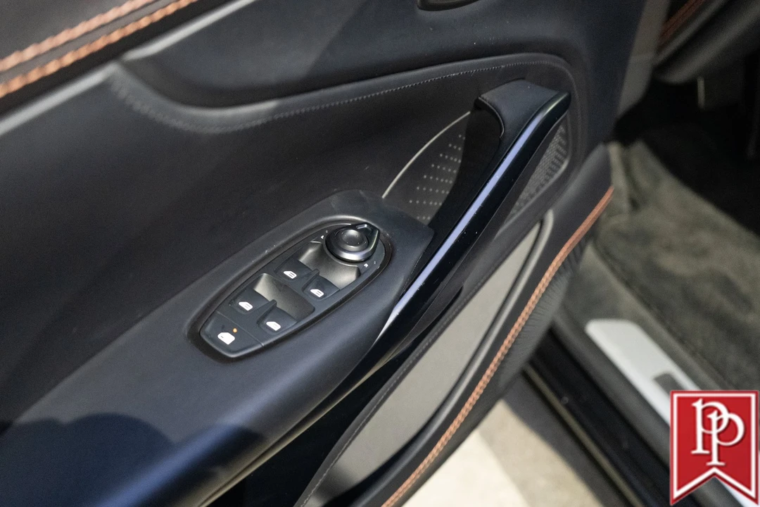 2022 Aston Martin DBX - Image 12 of 21