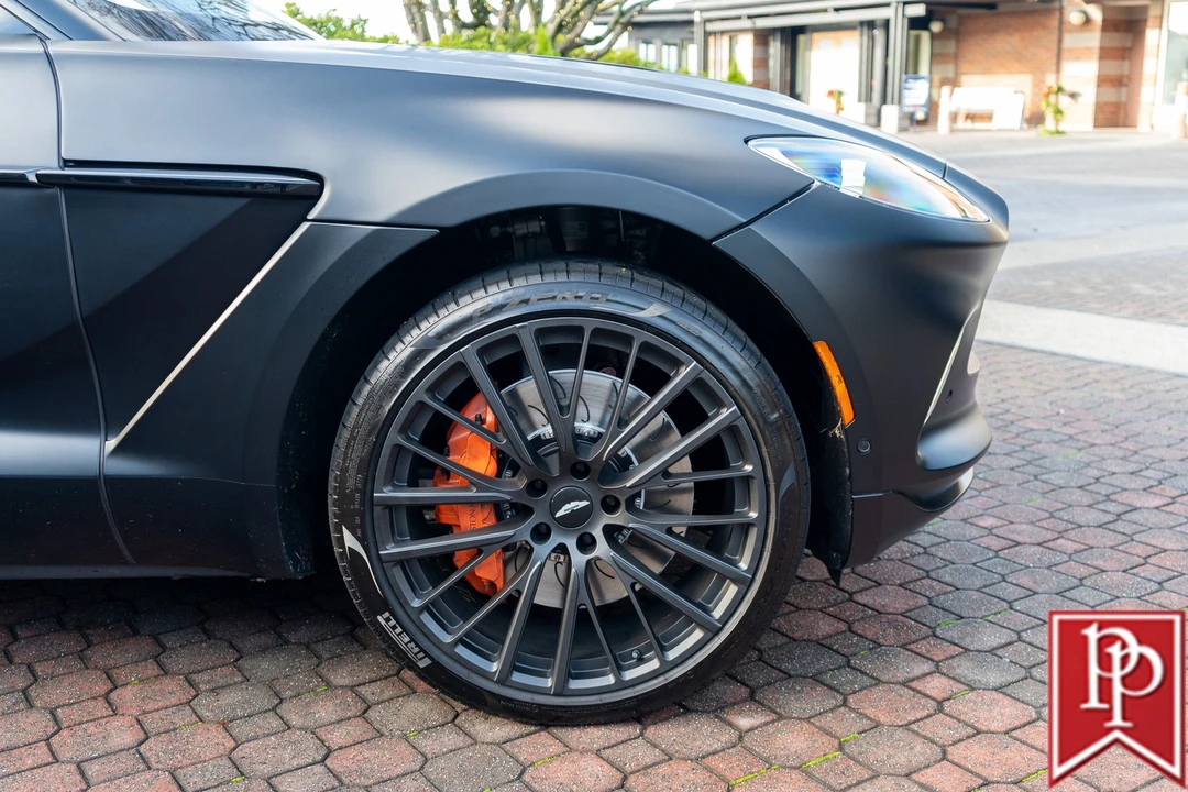 2022 Aston Martin DBX - Image 3 of 21