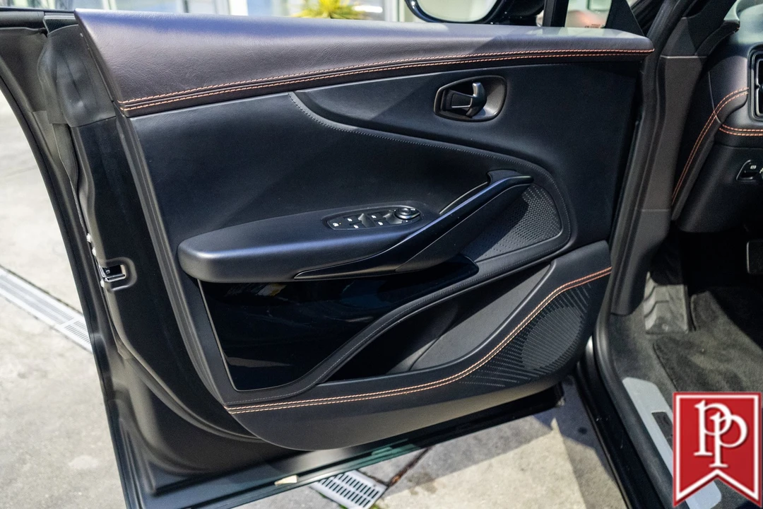 2022 Aston Martin DBX - Image 11 of 21