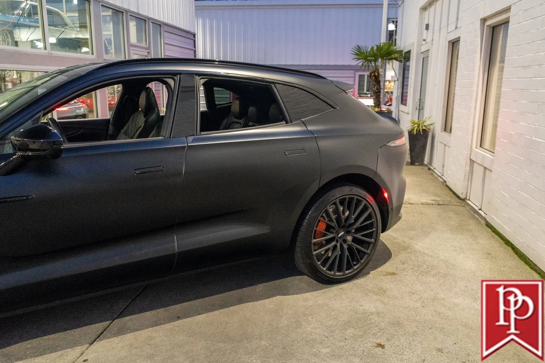 2022 Aston Martin DBX - Image 4 of 21