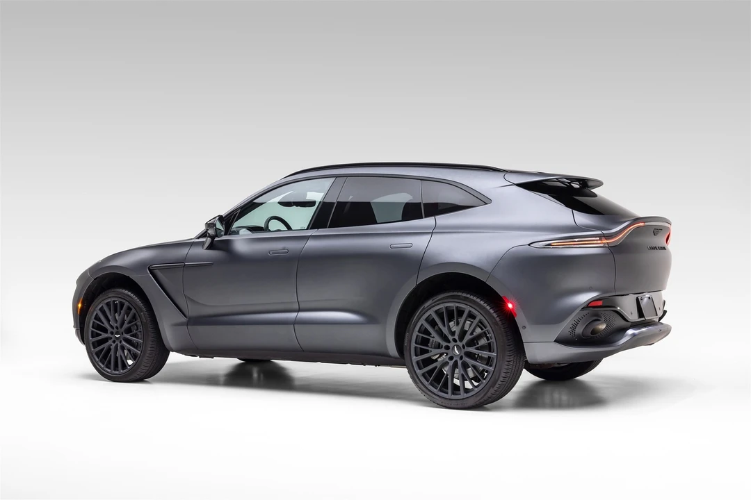 2022 Aston Martin DBX - Image 5 of 31