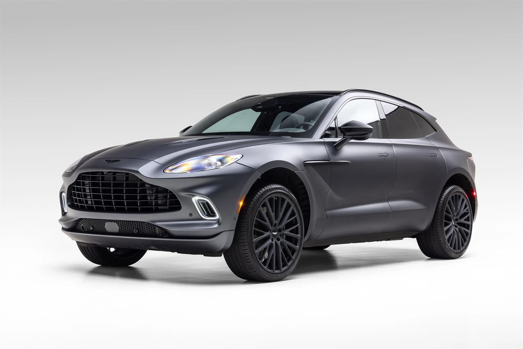 2022 Aston Martin DBX - Image 3 of 31