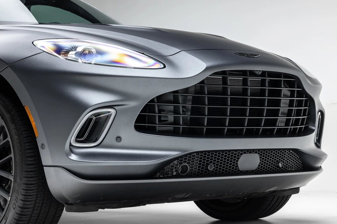 2022 Aston Martin DBX - Image 17 of 31
