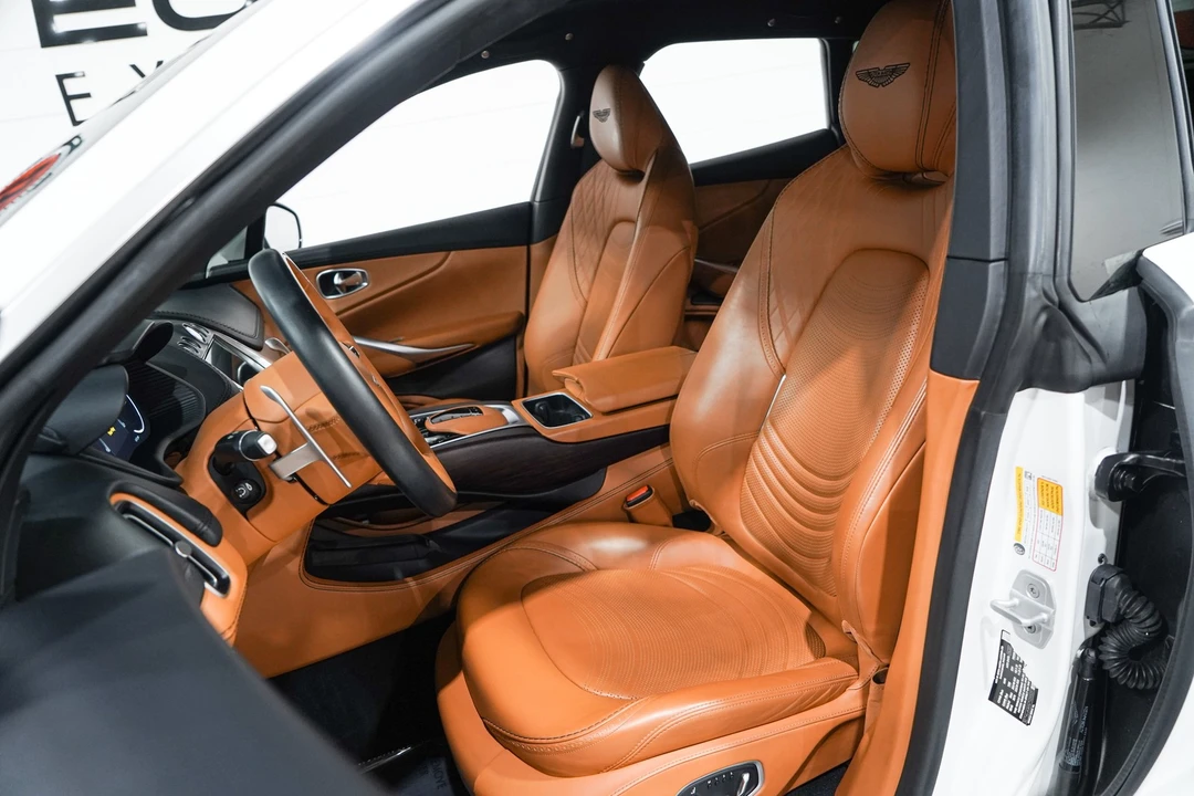 2022 Aston Martin DBX - Image 9 of 31