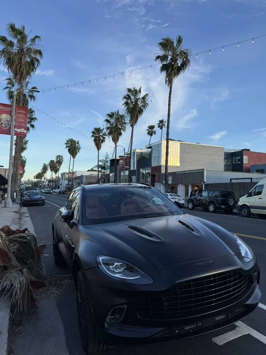 2022 Aston Martin DBX - Image 21 of 24