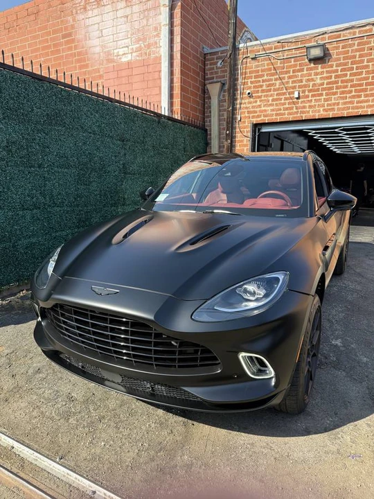 2022 Aston Martin DBX - Image 8 of 24