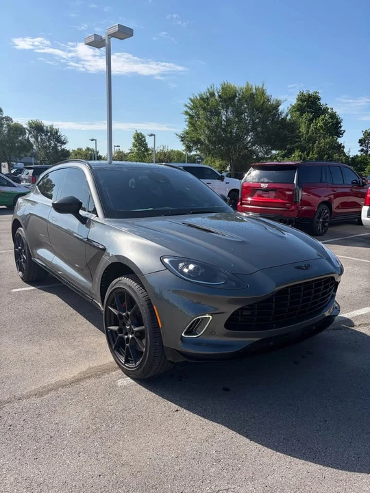 2022 Aston Martin DBX - Image 3 of 20