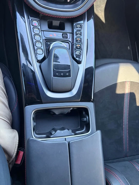 2022 Aston Martin DBX - Image 19 of 20