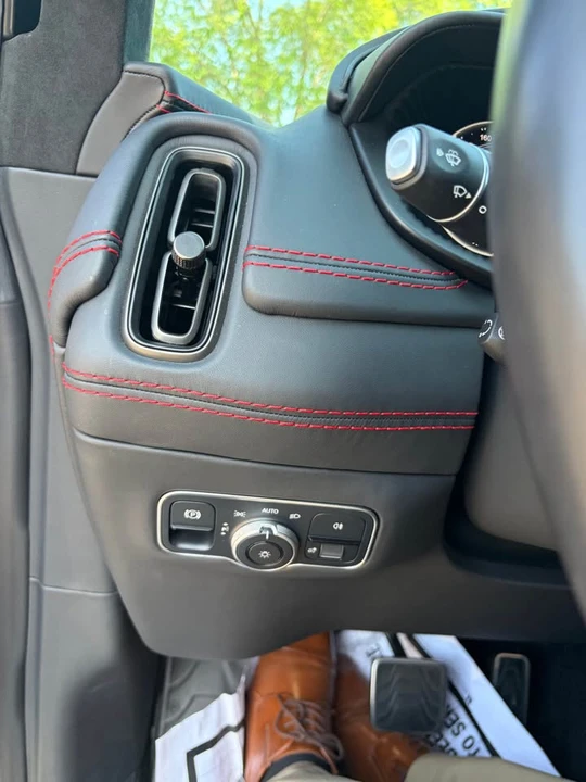 2022 Aston Martin DBX - Image 16 of 20