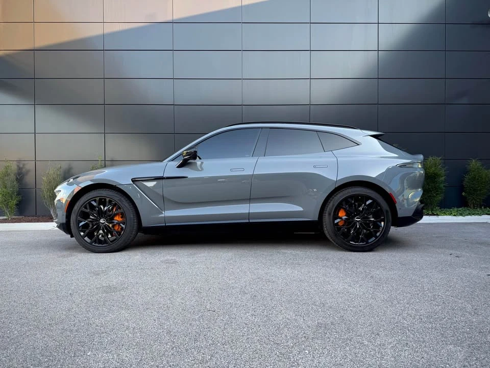 2022 Aston Martin DBX - Image 4 of 12