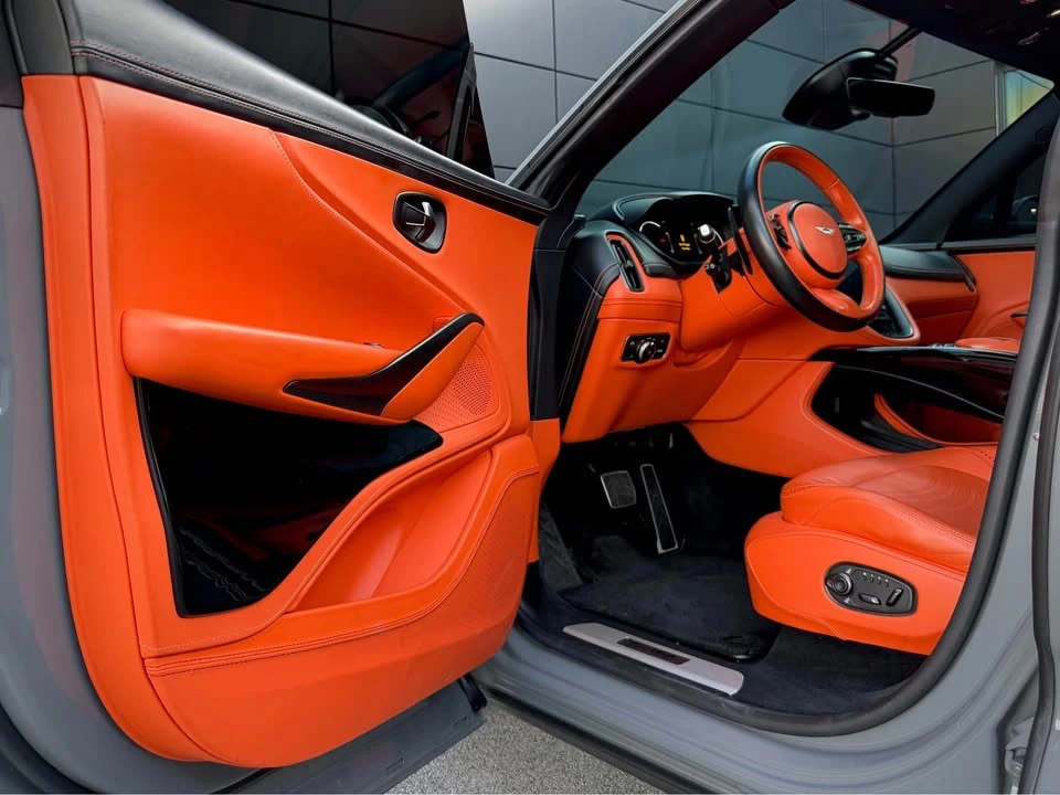 2022 Aston Martin DBX - Image 9 of 12