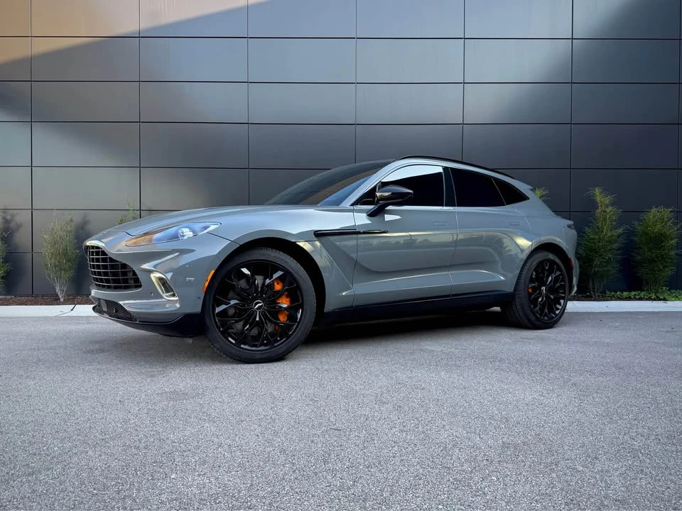 2022 Aston Martin DBX - Image 2 of 12