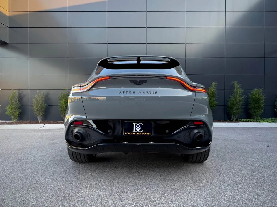 2022 Aston Martin DBX - Image 7 of 12