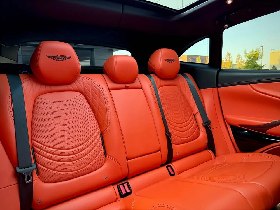 2022 Aston Martin DBX - Image 11 of 12
