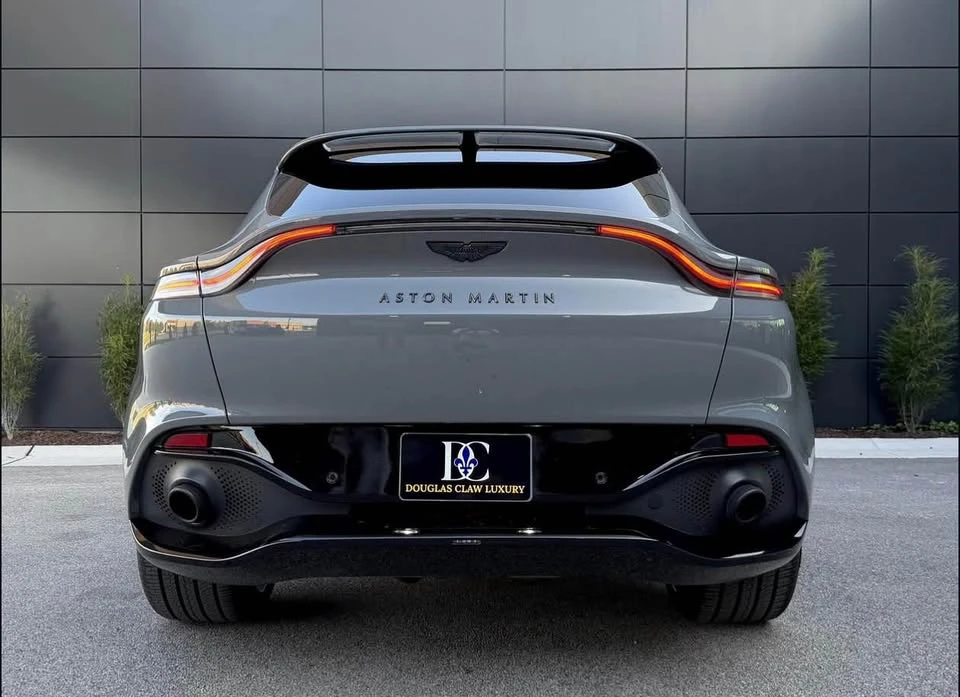2022 Aston Martin DBX - Image 3 of 6