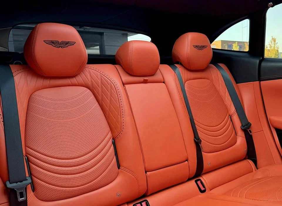 2022 Aston Martin DBX - Image 6 of 6