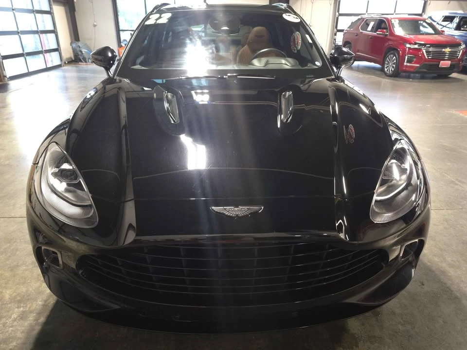 2022 Aston Martin DBX - Image 2 of 18