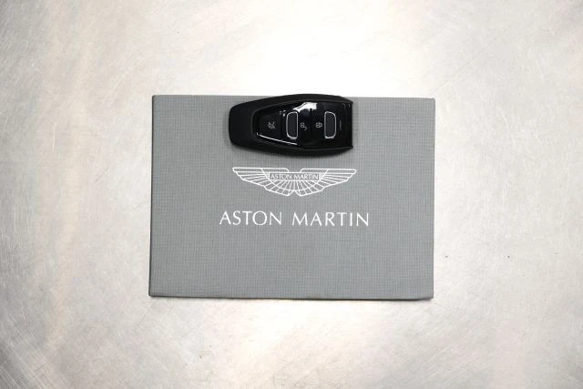 2022 Aston Martin DBX - Image 5 of 12