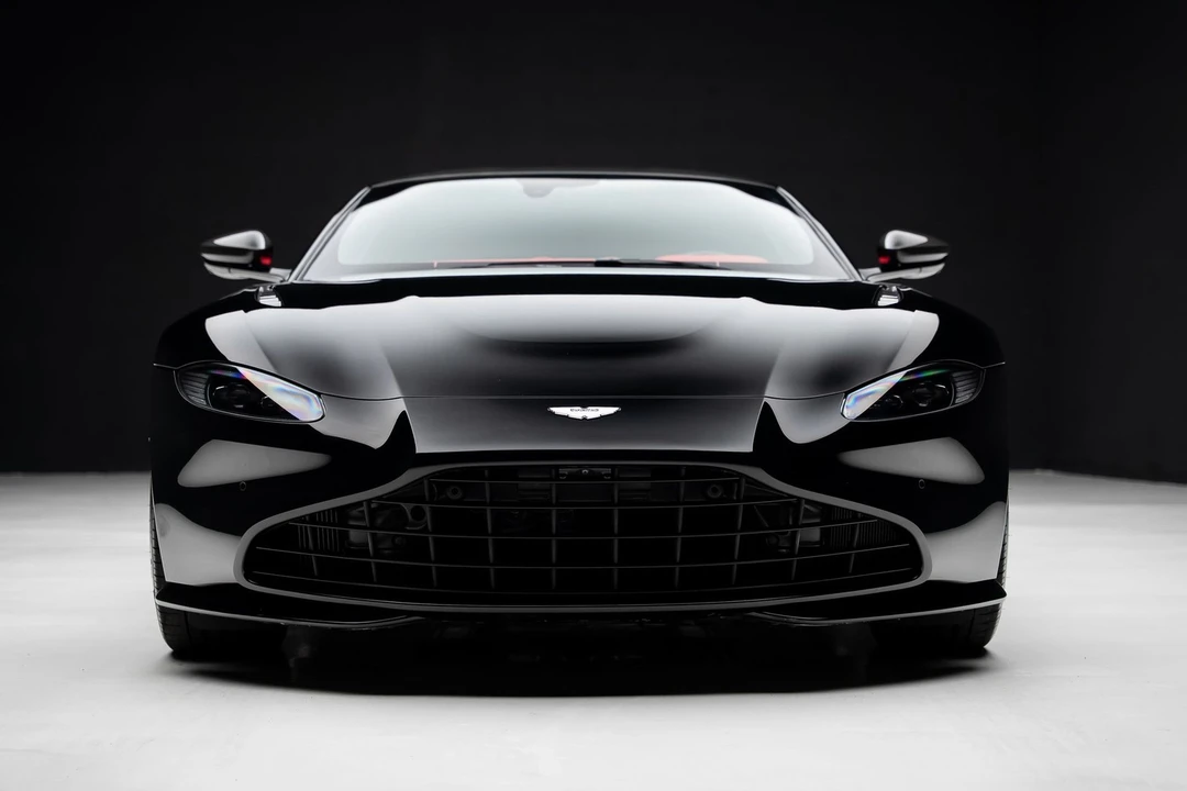 2022 Aston Martin V8 Vantage (2019+) - Image 8 of 31