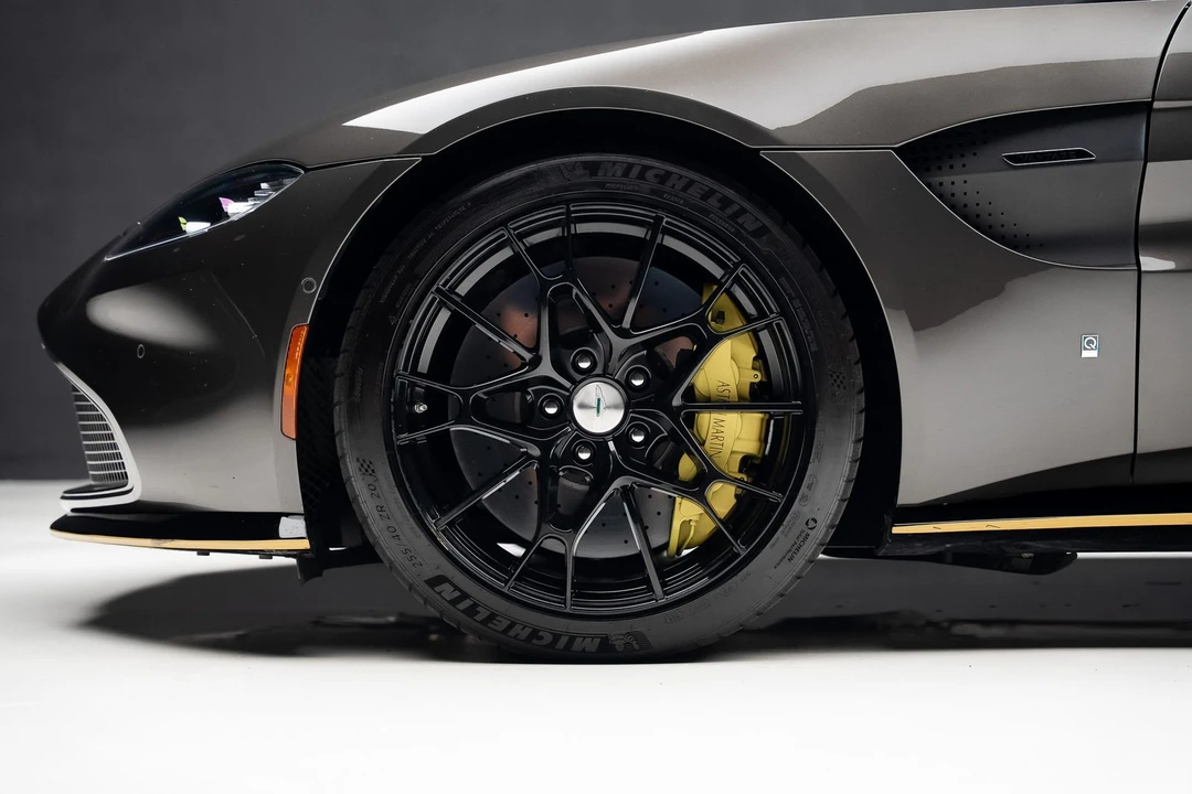 2022 Aston Martin V8 Vantage (2019+) - Image 25 of 31