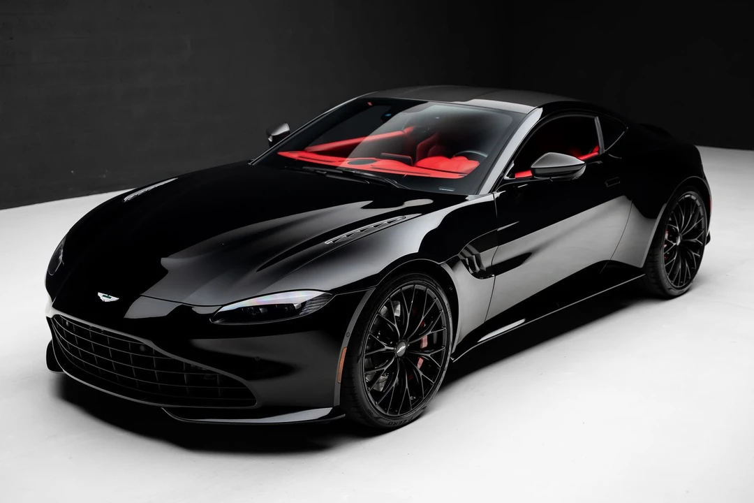2022 Aston Martin V8 Vantage (2019+) - Image 5 of 31