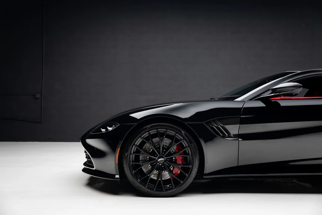 2022 Aston Martin V8 Vantage (2019+) - Image 19 of 31